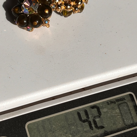 Authentic Vintage crown Trifari Jewels Rhinestone Cabochon Clip Earrings - Picture 3 of 7